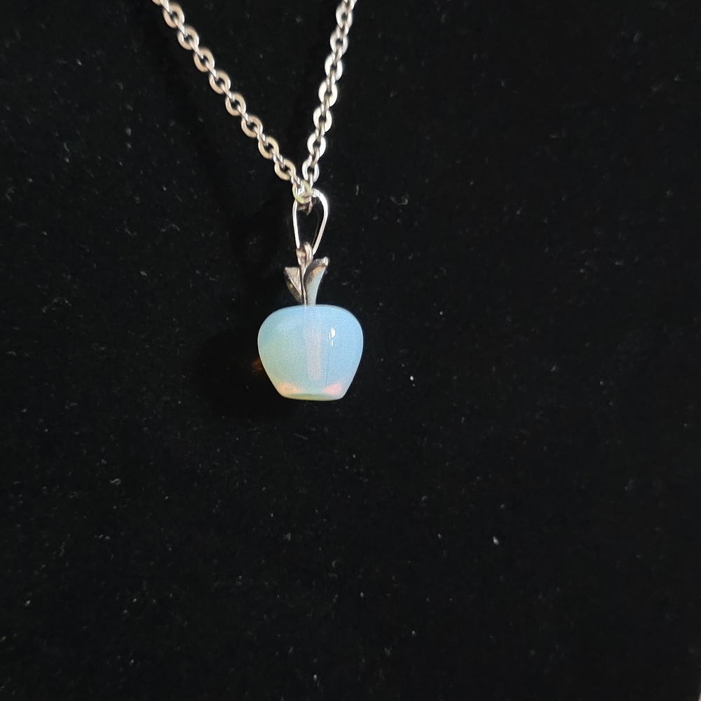 Fire OPALITE Carved Apple Pendant Necklace - Picture 3 of 4